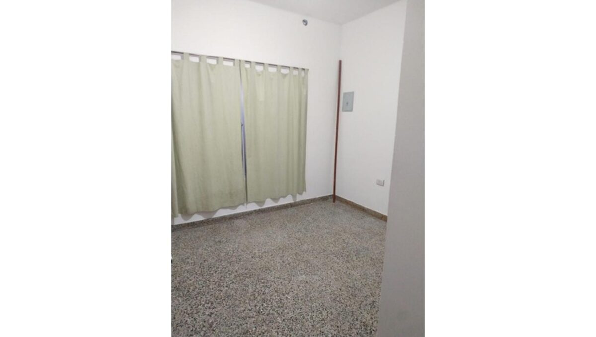extra_large_6273e015a3000