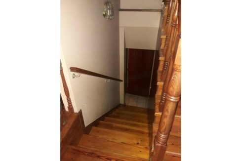 extra_large_6273e04fb8981